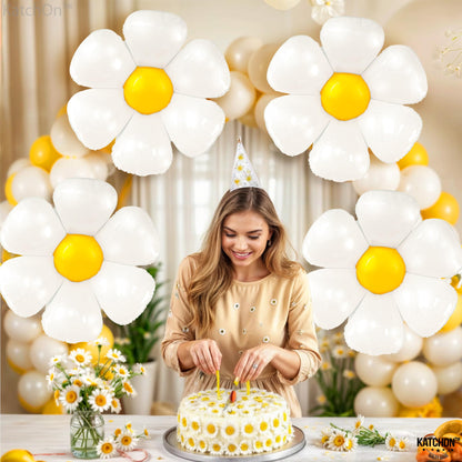 Katchon, Large White Daisy Balloons - 4pcs, 45 Inch | Pack of 4 | Groovy Party Decorations | Flower Balloon for Bachelorette Party Decorations | Groovy Mylar Balloons | Daisy Party Decorations