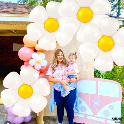 Katchon, Large White Daisy Balloons - 4pcs, 45 Inch | Pack of 4 | Groovy Party Decorations | Flower Balloon for Bachelorette Party Decorations | Groovy Mylar Balloons | Daisy Party Decorations